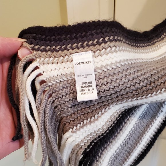 Striped  Joe Boxer Hat and Scarf Set - Picture 2 of 5